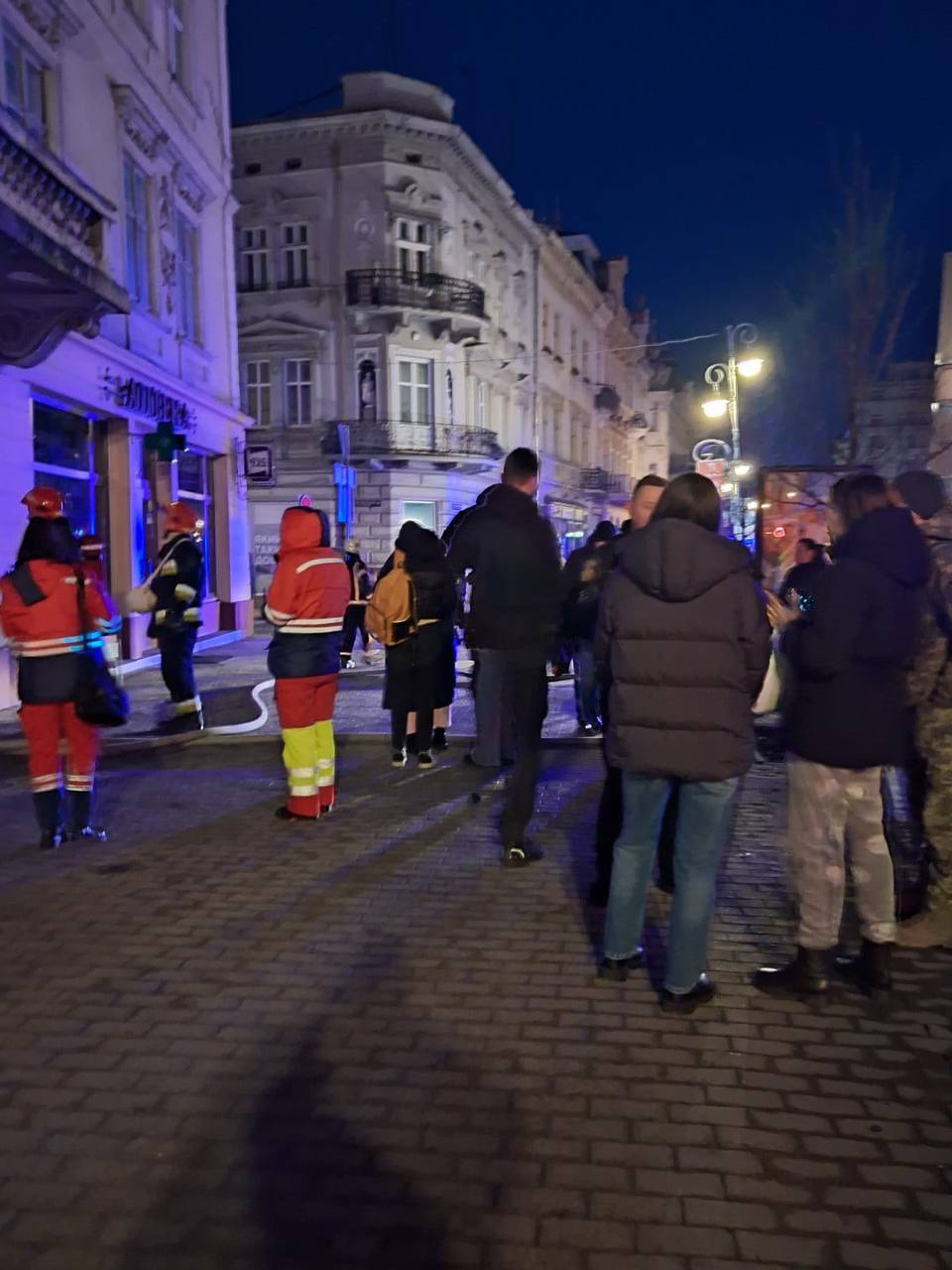 У центрі Львова сталася пожежа в житловому будинку: Подробиці (ФОТО)