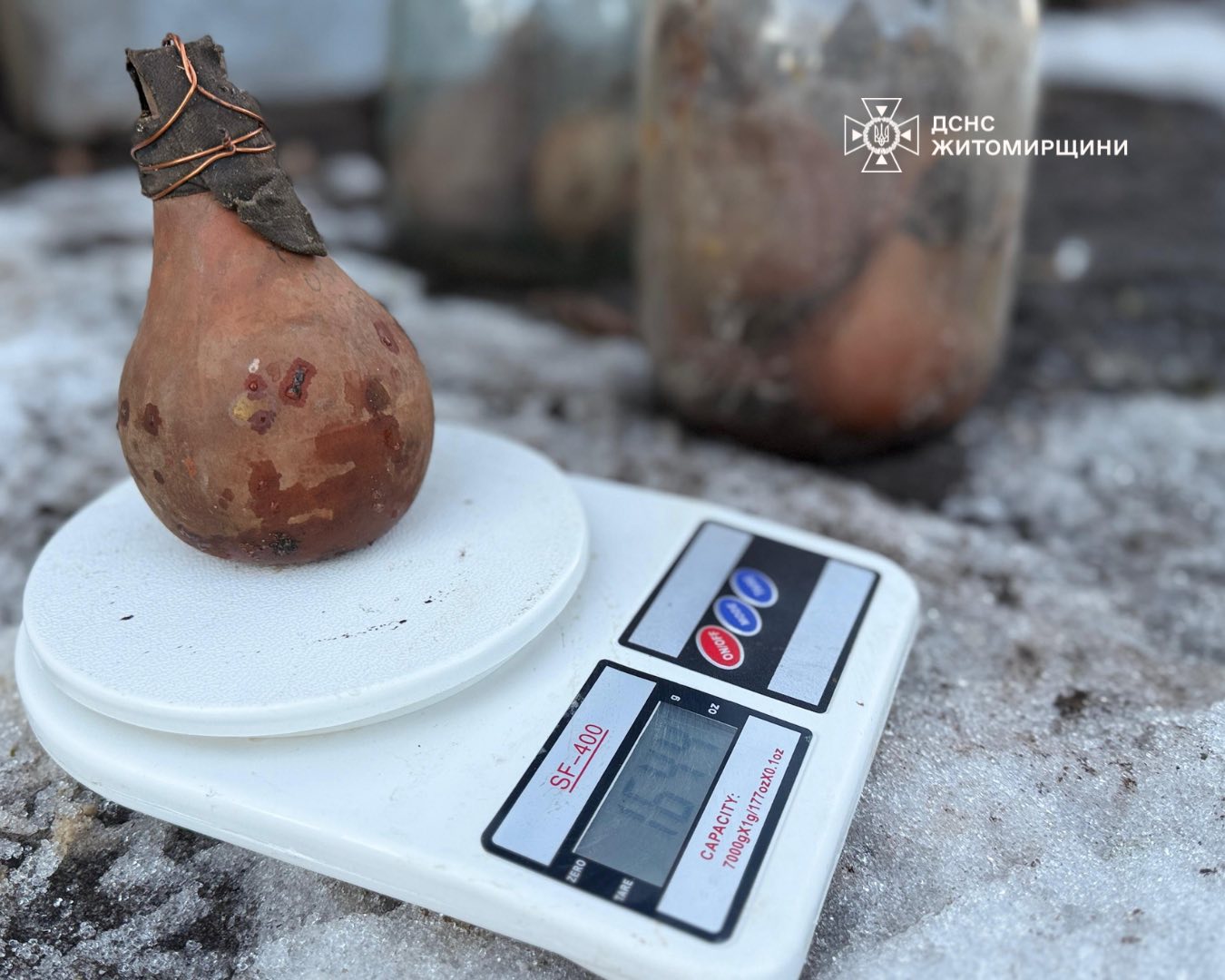 В Житомирі  у приватному дворі знайшли 15 кг ртуті