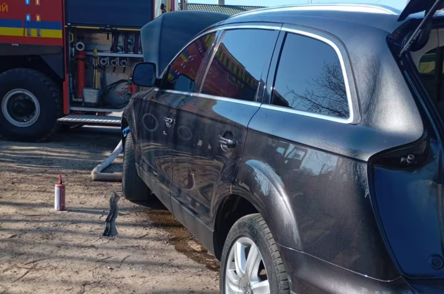 У містечку на Львівщині згорів автомобіль: що відомо