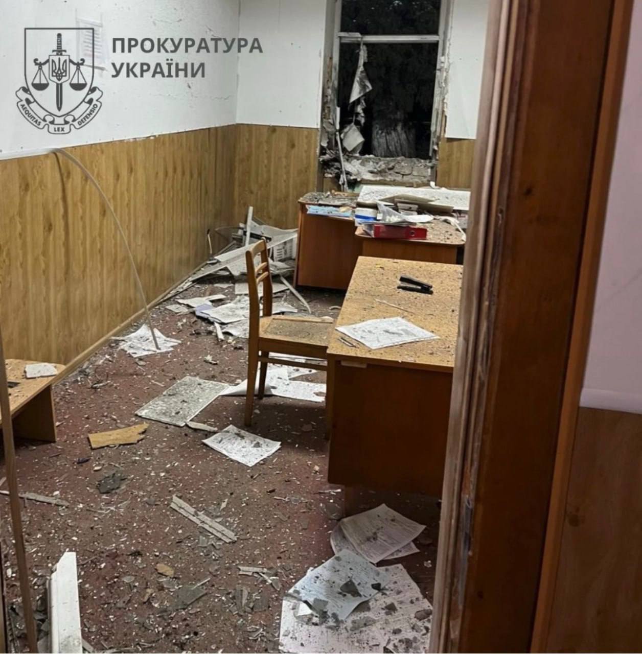 З'явилися фото з місця вибуху в ТЦК в Коломиї