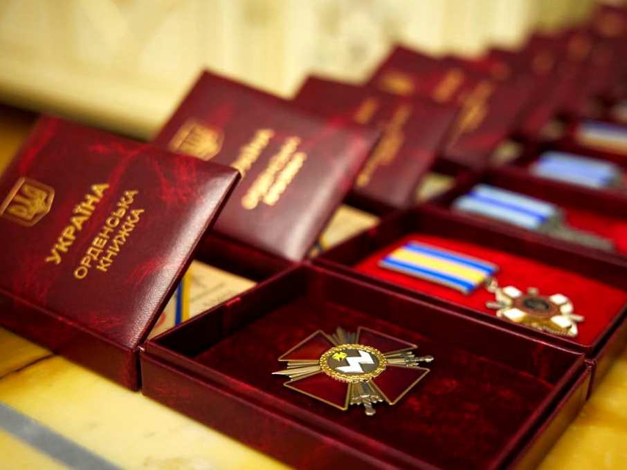 Президент України відзначив нагородами 133 військовослужбовці, 11 – посмертно