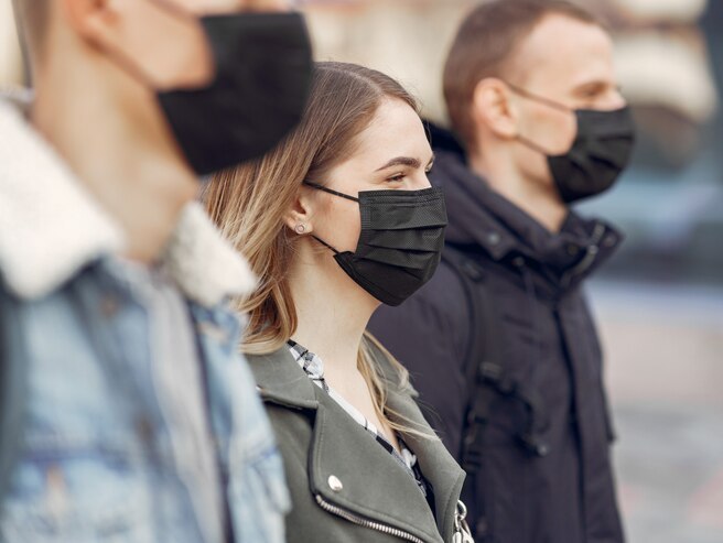 В Україні стабілізується епідемічна ситуацію. Де можуть послабити карантин