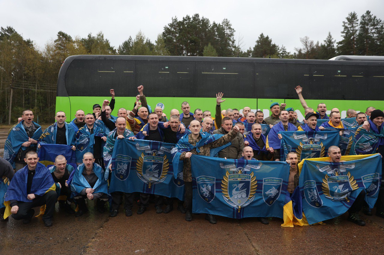 Двоє захисників зі Львівщини повернулися з російського полону
