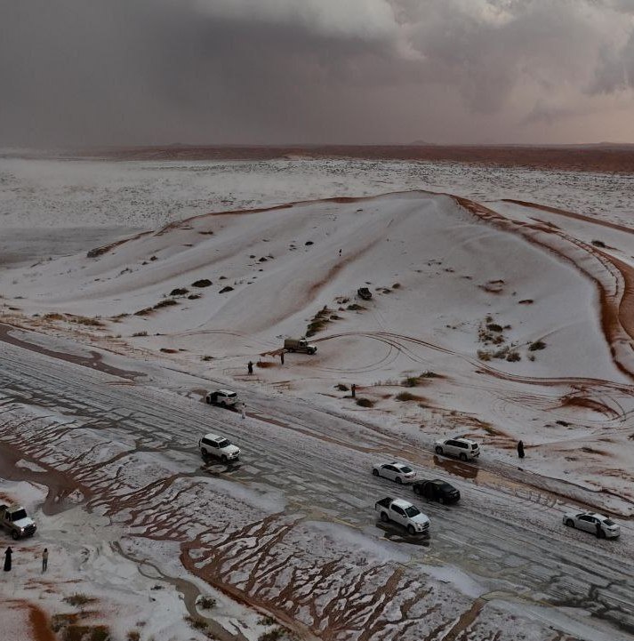 У Саудівській Аравії випав сніг
