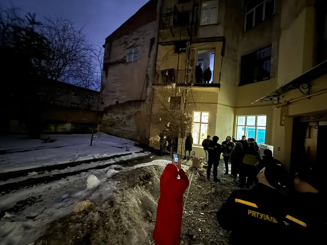 З’явилося відео з місця вибуху у центрі Львова