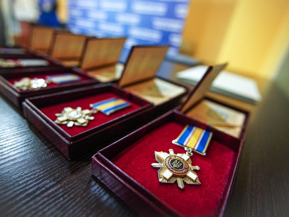 Зеленський нагородив 210 військовослужбовців ЗСУ