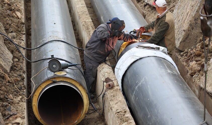 У Львові аварія на тепломережі: без тепла залишилися 83 будинки