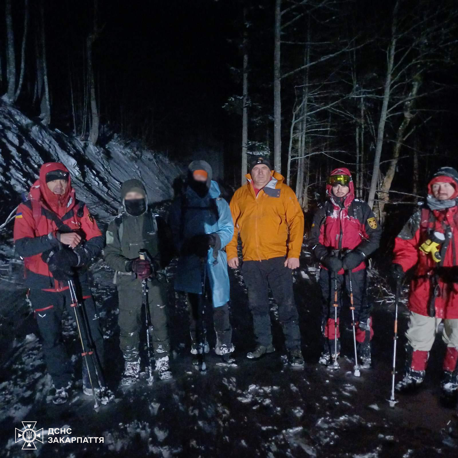 У Карпатах врятували зі снігової пастки підлітків з Києва