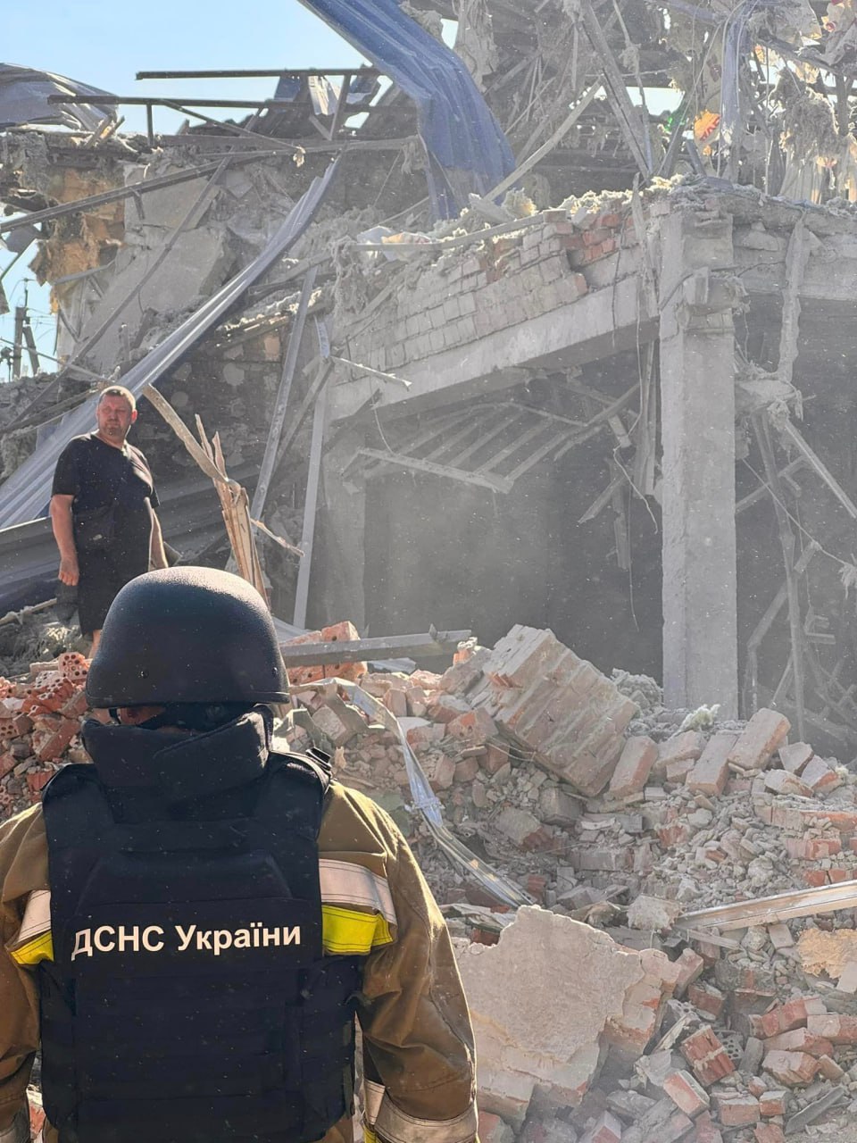 Стало відомо, що у Краматорську під завалами знайшли тіло британського журналіста