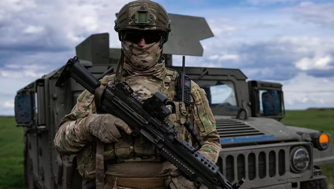 Закинули 13 кілограмів вибухівки: ССО знищили позицію росіян (відео)