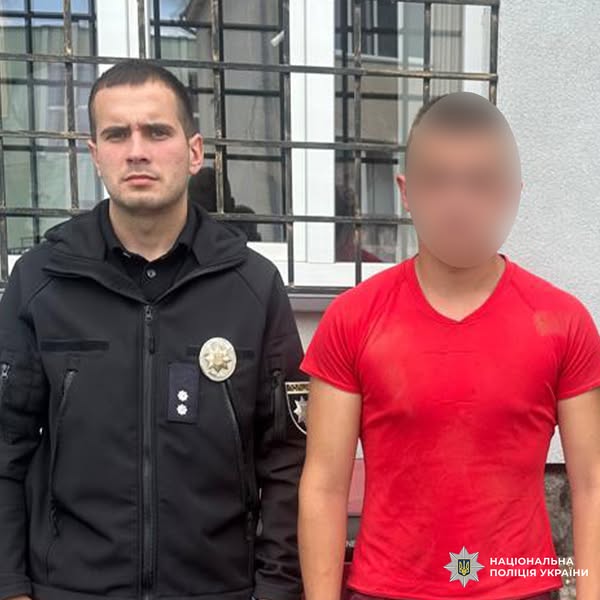 На Львівщині двоє чоловіків обікрали магазин (фото)