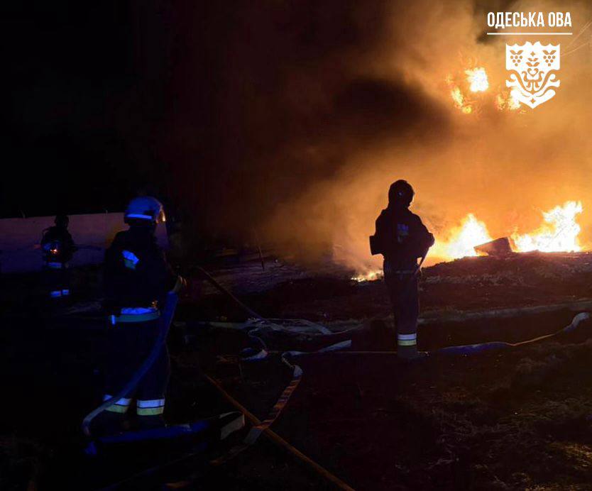 Росія масовано вдарила дронами по Одещині