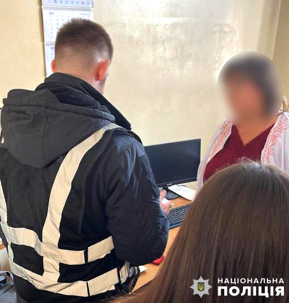 На Львівщині лікарку затримали за виготовлення «липової» довідки ухилянту
