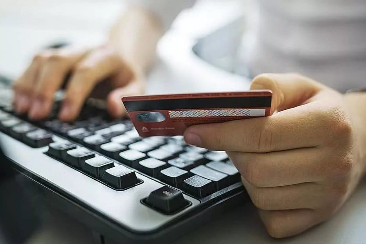 Видурив понад пів мільйона гривень: жительку Тернополя ошукав «американський військовий»