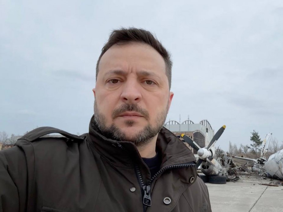 730 днів самовідданості і відваги. Зеленський у Гостомелі звернувся до українського народу