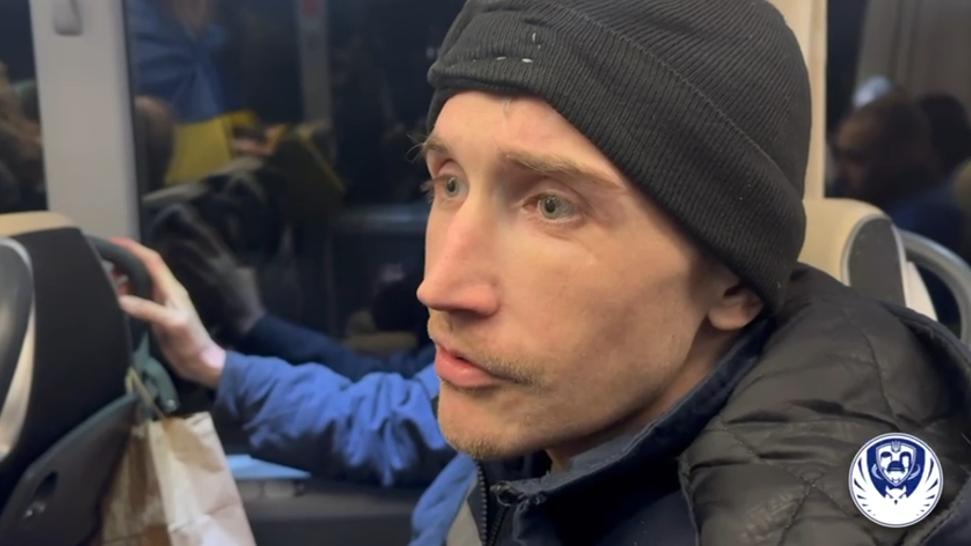 "Любіть Україну": звільнений із полону військовослужбовець декламує вірш Володимира Сосюри